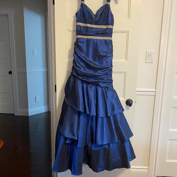 Faust Prom Long Dress - Picture 1 of 11